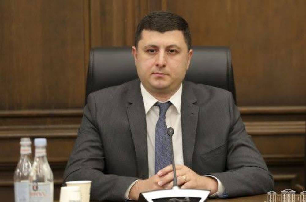 Մի ամբողջ երկրի ճակատագրի հիմքում դնում են արկածախնդրությունն ու անթասիբությունը․ Տիգրան Աբրահամյան