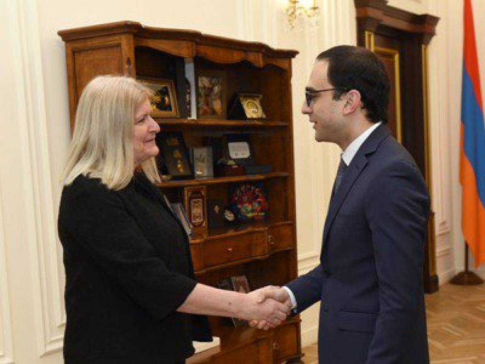 Աջակցում ենք Հայաստանում իրականացվող բարեփոխումներին. Միացյալ Թագավորության դեսպանը՝ Ավինյանին