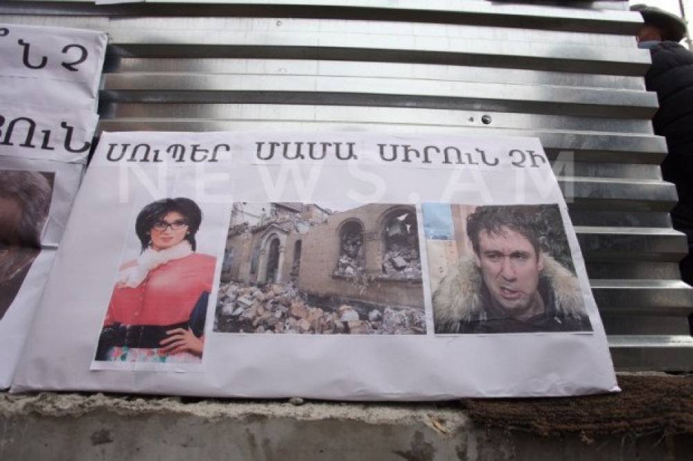 Քաղաքապետը կատարում է նախկին իշխանությունների կիսատ թողած գործերը. վերադարձեք «Սուպեր մամա»-ի կերպարին.Ն. Սամսոնյան