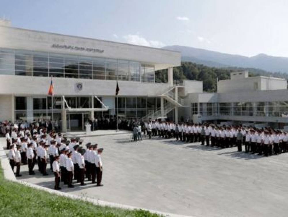 Գույքը օտարելու մասին որեւէ ցուցում Մոնթե Մելքոնյանի անվան վարժարանի ղեկավարությունը չի ստացել. հայտարարություն