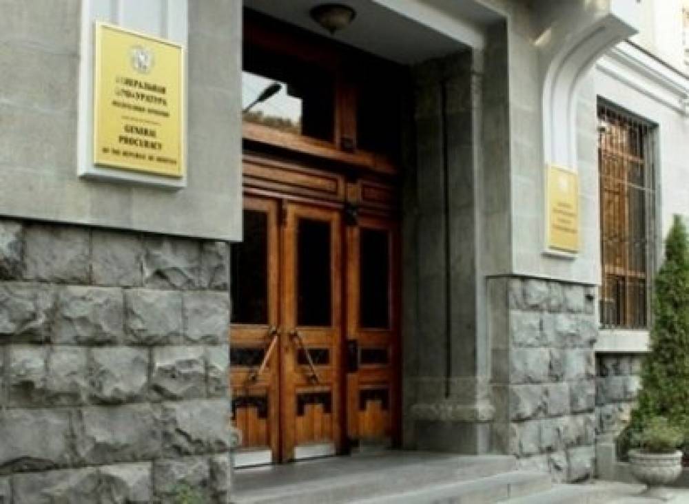 Ծանոթացել է համացանցով, ներկայացել որպես զինվորական դատախազի տեղակալ, գումար վերցրել և անհետացել
