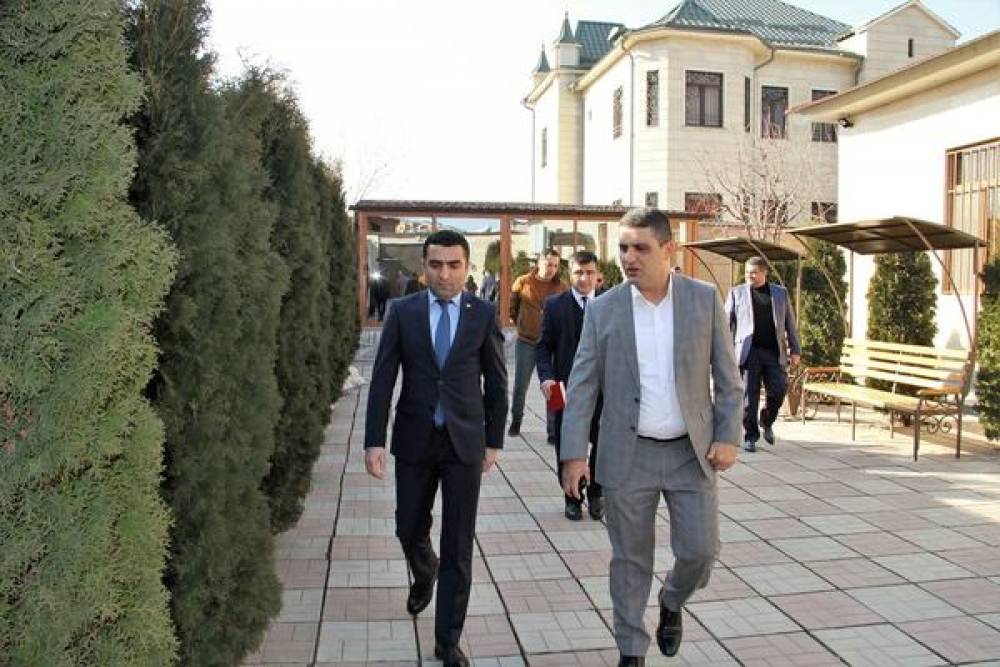 Կոտայքում ադամանդագործության ոլորտում խոշոր ներդրումներ են կատարվում.Կոտայքի մարզպետը «ԷՅ ԴԻ ԷՄ ԴԱՅՄՈՆԴՍ» ընկերությունում էր