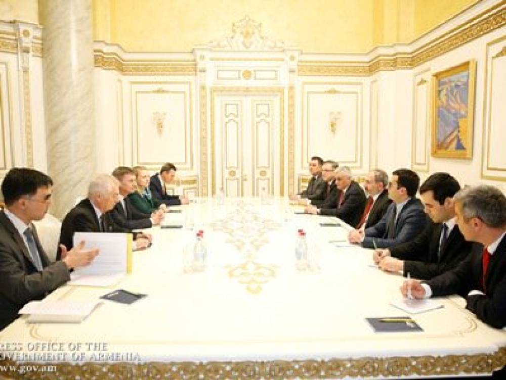 Վարչապետը եւ ԵՄ հանձնակատարը քննարկել են թվայնացման ոլորտում համագործակցության ուղղությունները