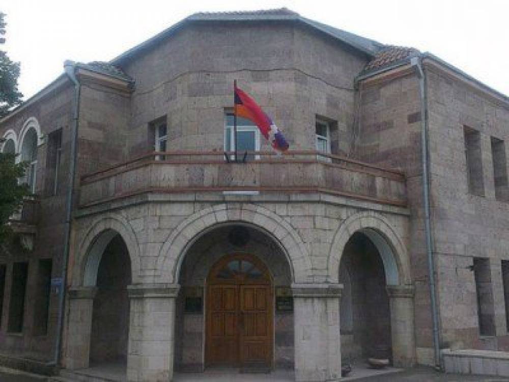 Ցավալի է, որ Մինսկի խմբի համանախագահներն անհրաժեշտ սկզբունքայնություն չեն ցուցադրում. Արցախի ԱԳՆ