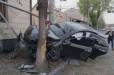 Երևանում Toyota-ն տապալել է գազախողովակի հենասյունն ու հայտնվել մայթին, կան վիրավորներ