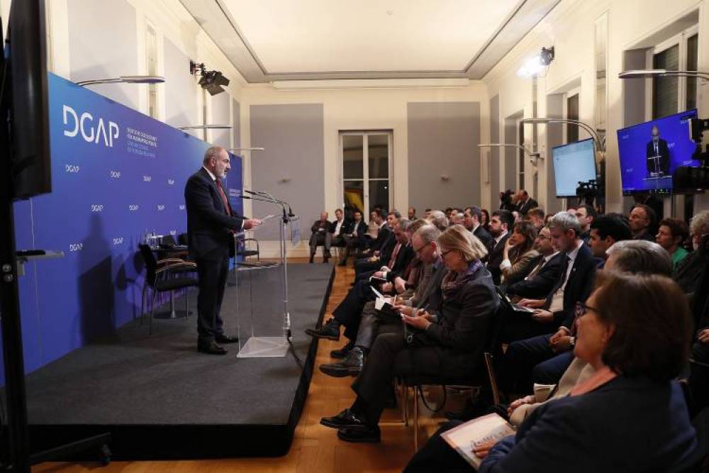 Դրսում՝ ժողովրդավար, ներսում՝ բռնապետ. «Հրապարակ»