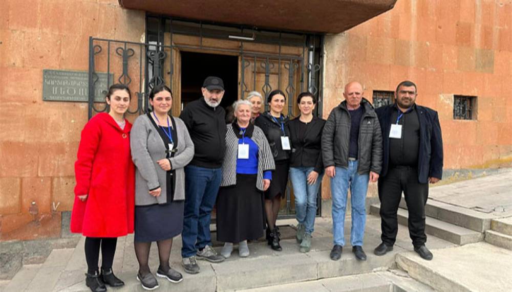 Փաշինյանն ու կինն այցելել են Մեծամորի թանգարան (լուսանկար)