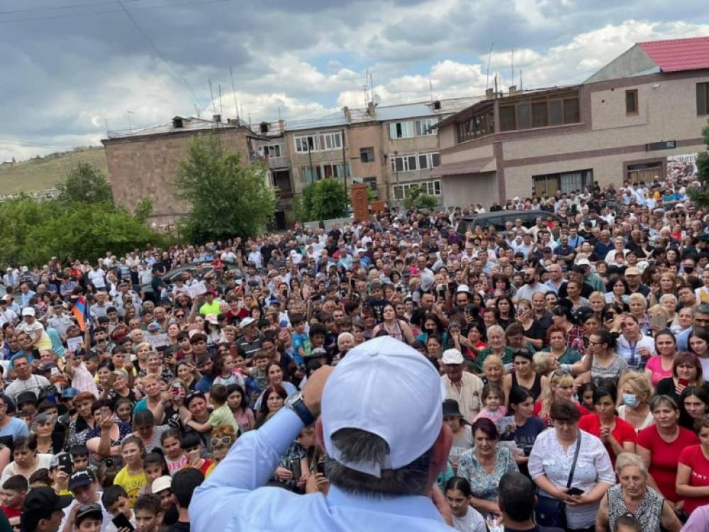 Փուչ խոստումների «մոգական ուժը»․ «Փաստ»