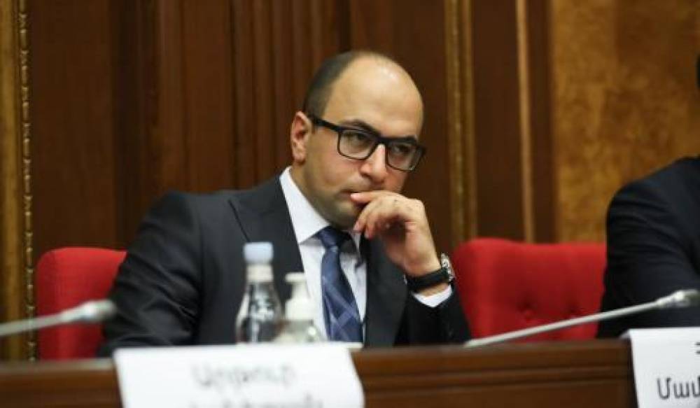 Սամսոնյանին և Վազգեն Սաղաթելյանին բռնելով՝ ոչ իշխանությունդ ես երկարացնելու, ոչ իրենց ես լռեցնելու
