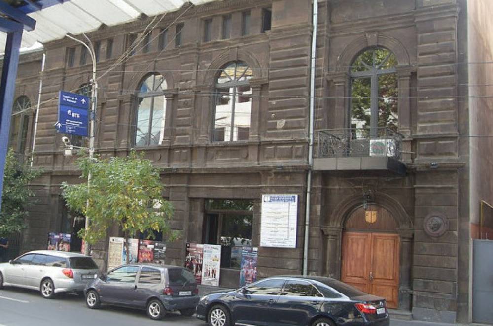 «Վերջապե՜ս». Ավինյանը՝ «Մհեր Մկրտչյան» թատրոնի մասին