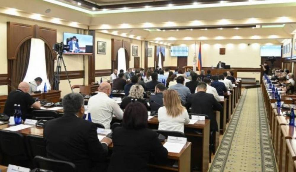 Այսօր առավոտից Երեւանի քաղաքապետարանի դիմաց թեժ կլինի. «Ժողովուրդ»