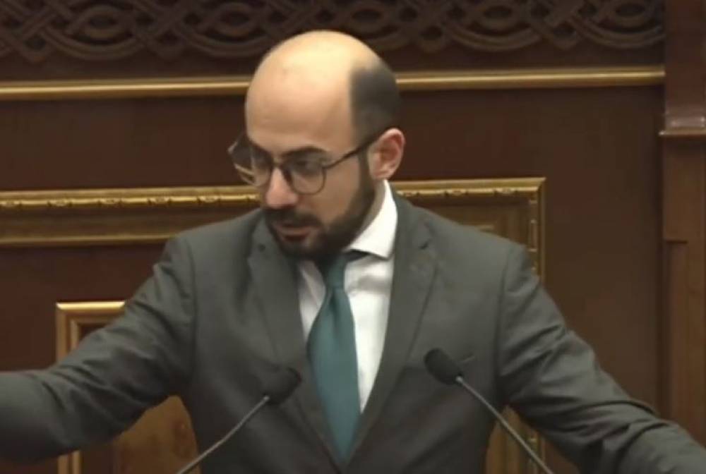 «Հո դուք ղարղառ չեք, հո դուք ջադու չեք»․ ՔՊ-ականի բառամթերքը՝ խորհրդարանական ընդդիմության հասցեին