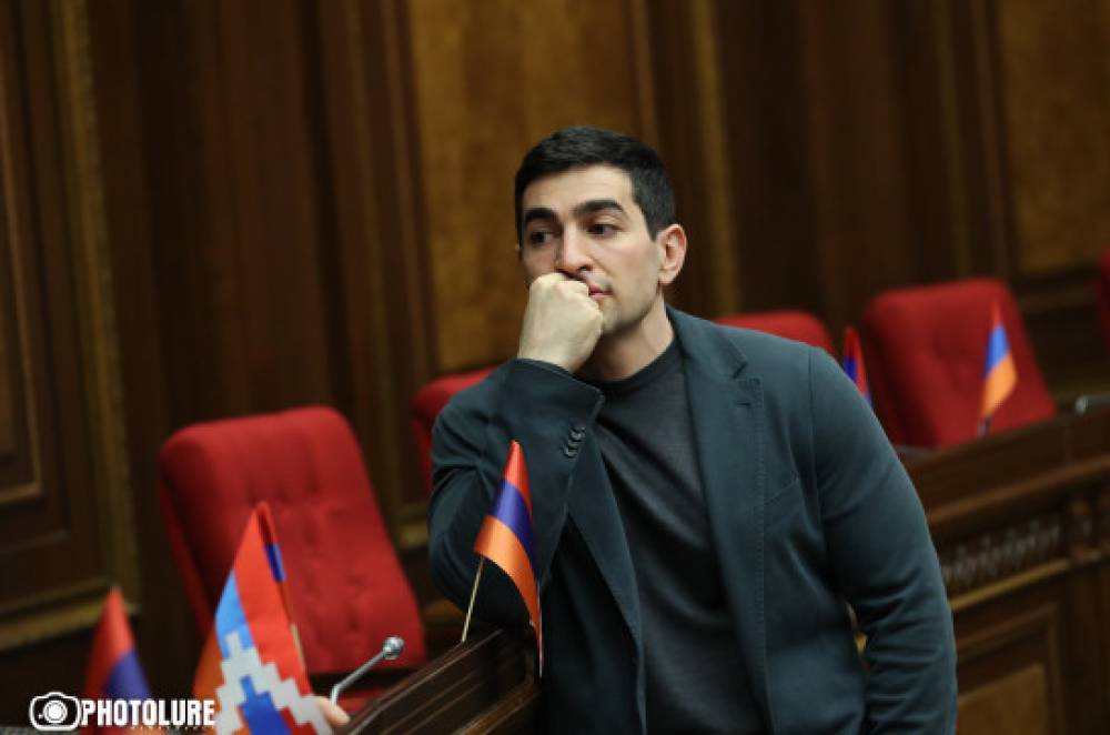 Նման անմարդկային ձևով Նարեկ Սամսոնյանին ձերբակալելը սրիկայություն է․ Լևոն Քոչարյան