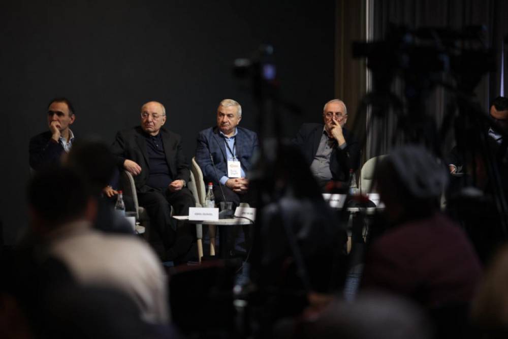 Սկսում են գործողությունների շարք, որի նպատակը երկրում նոր իշխանություն ձևավորելն է․ «Փաստ»