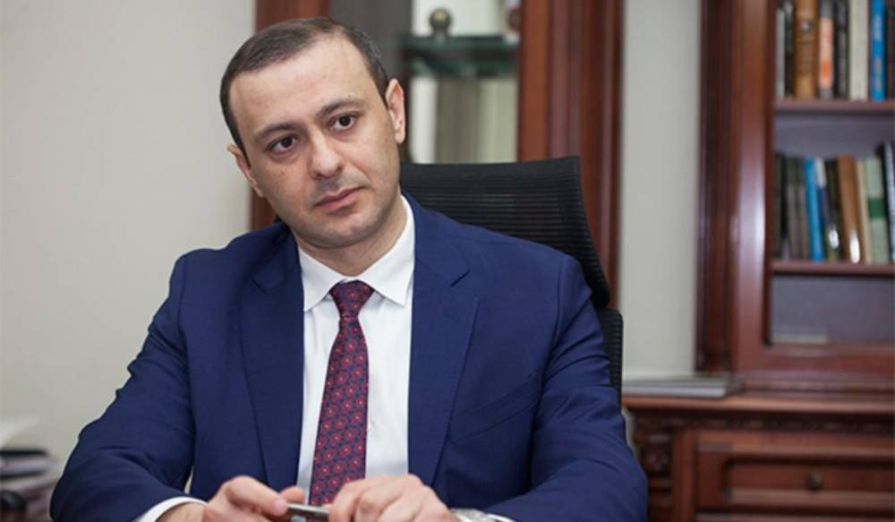 ԱԺ ՔՊ խմբակցությունը ԱԽ քարտուղար Արմեն Գրիգորյանի հետ փակ հանդիպում է ունեցել․ քննարկվել է Հայաստանի՝ ԵՄ անդամի թեկնածության հարցը. «Ժողովուրդ»