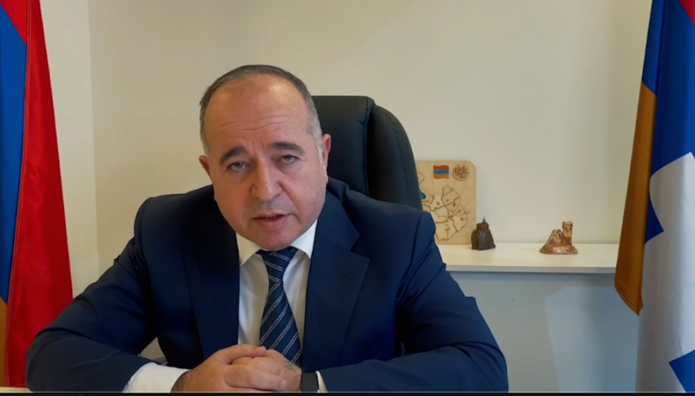 Պահանջեք գրավոր հրաման. Ոչ ոք իրավասություն չունի գյուղ հանձնելու. Արշակ Կարապետյանի կոչը