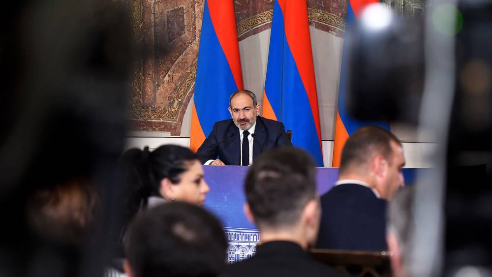Փաշինյանը հող է նախապատրաստում տարածքներ հանձնելու համար․ Քաղաքագետ