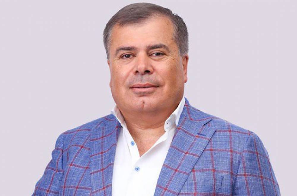 Որ գործարարն է 75 մլն դրամով 3 թանկարժեք համարանիշ գնել․ Armlur.am