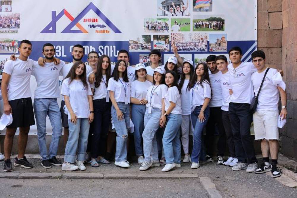 Փաշինյանը, պետբյուջեի հաշվին, մերձենում է սփյուռքի հետ․ «Հրապարակ»