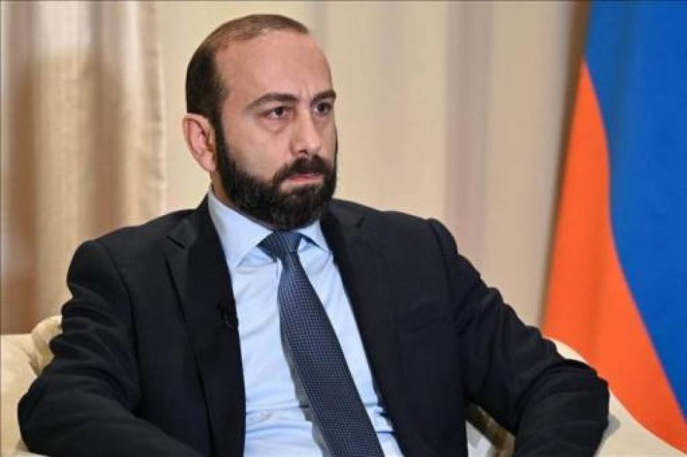 Միրզոյանը չի հաղթահարում վախերը. «Հրապարակ»