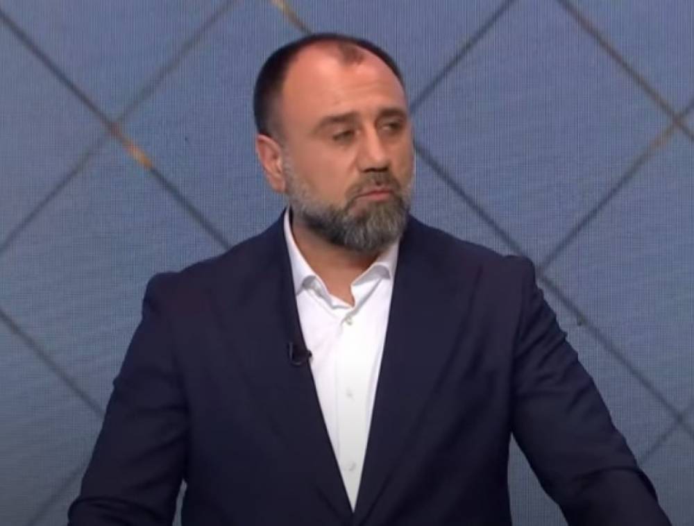 Ռուբեն Մխիթարյանը ՔՊ-ին շնորհավորեց «մասնագիտական տոնի»՝ Թատրոնի միջազգային օրվա առթիվ ու Սարիկ Մինասյանից հետաքրքրվեց՝ ո՞վ է նրա համար «ամենալավ թուրքը»