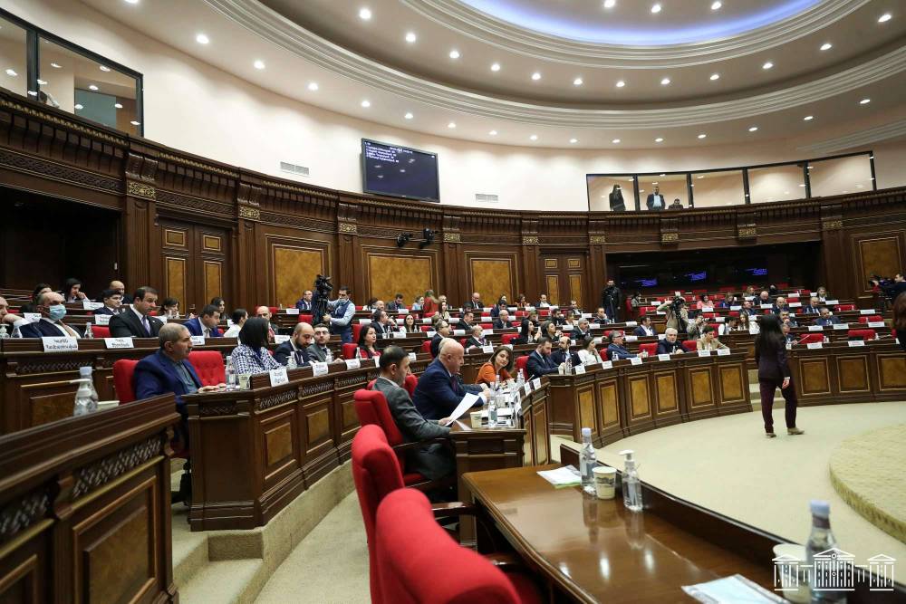 Հայաստան-ԵՄ անդամակցության,պատգամավորին անձեռնմխելիությունից զրկելու հարցեր.մեկնարկում է ԱԺ-ն՝ ուղիղ
