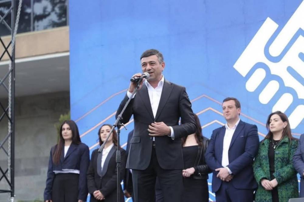 Գյումրեցիներ ջան, ձեր այս ակտիվ մասնակցությունն ընտրություններին ջղաձգումների մեջ է գցել բոլոր ընտրակեղծարարներին. Սարիկ Մինասյան