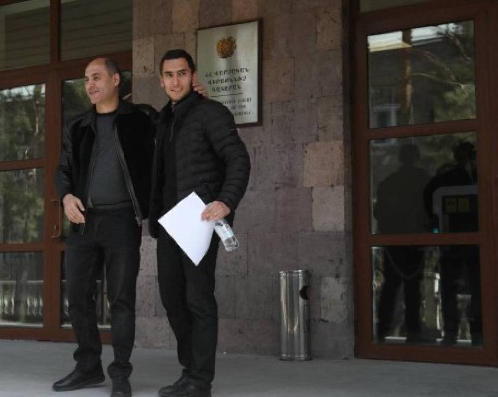 Մարտուն Գրիգորյանի որդին ազատ արձակվեց (Տեսանյութ)
