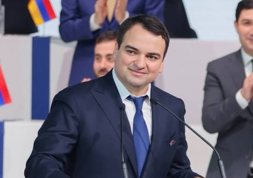 Նարեկ Կարապետյանը շնորհակալություն է հայտնում երեկ դատարանի մոտ եկած բոլոր աջակիցներին