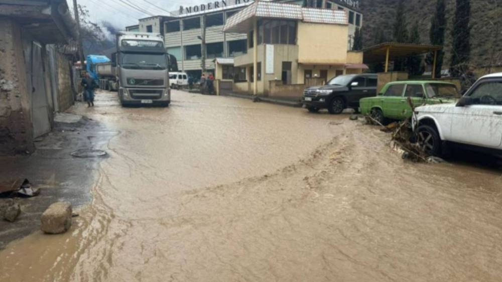 Փրկարար ծառայությունից հորդորում են խուճապի չմատնվել. ինչ իրավիճակ է Սյունիքում և Տավուշում առատ տեղումների հետևանքներով