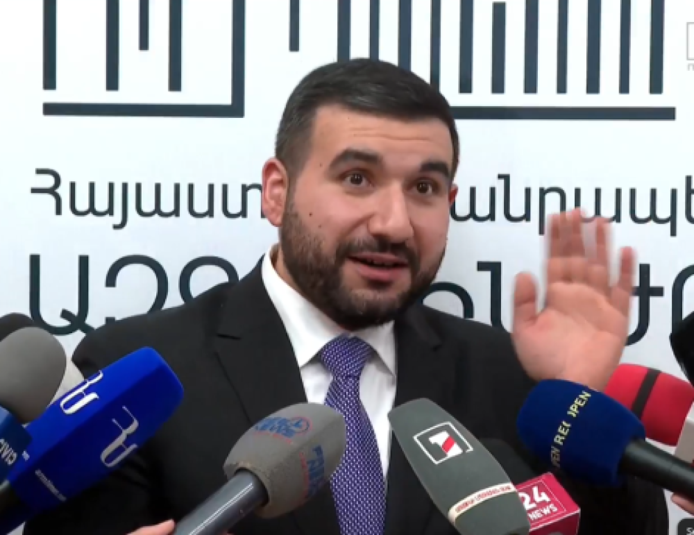 Ռոբերտ Քոչարյանը կարող է մեր կերած պեռաշկու մասին խոսա, կարող է իր կերած 200 մլն դոլարի մասին խոսա. Վահագն Ալեքսանյան