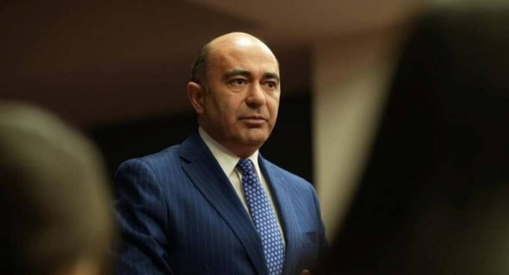 Նախընտրական աժիոտաժը չի շրջանցել նաեւ «Լուսավոր Հայաստանը». «Հրապարակ»