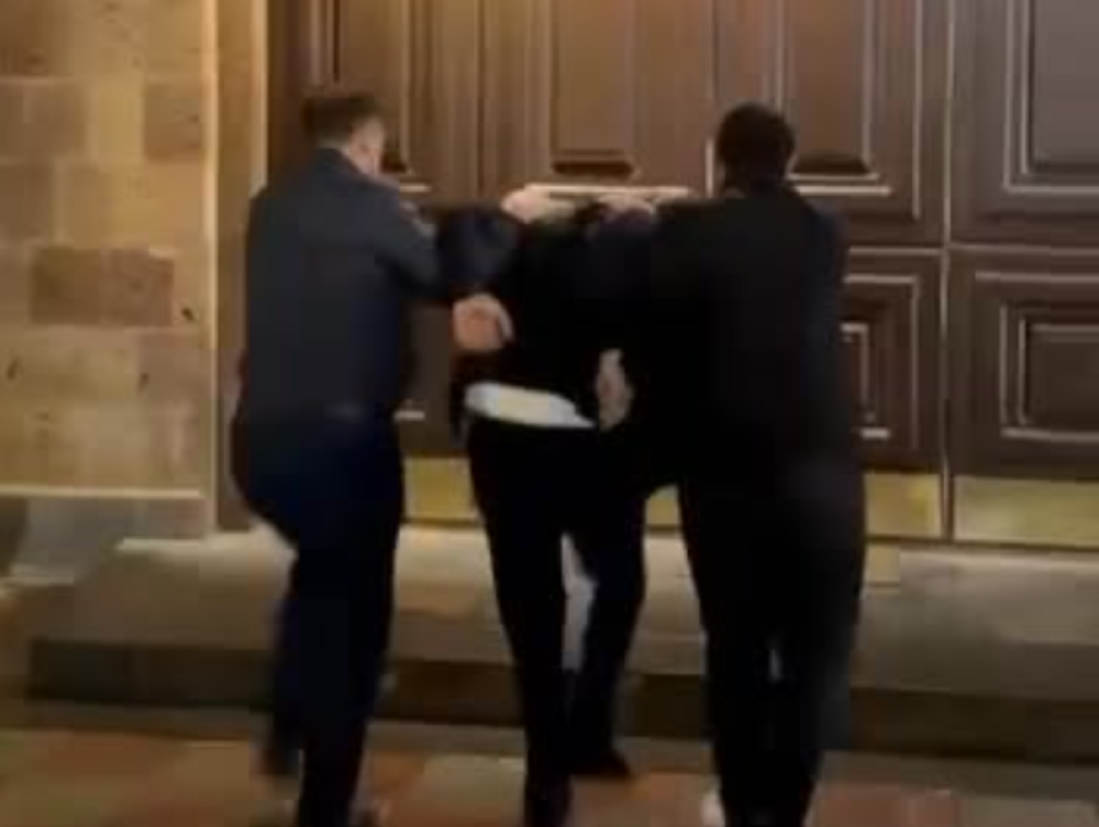 Հայտնաբերվել է քրեական աստիճանակարգության բարձրագույն կարգավիճակ տալու մեղադրանքով հետախուզվող