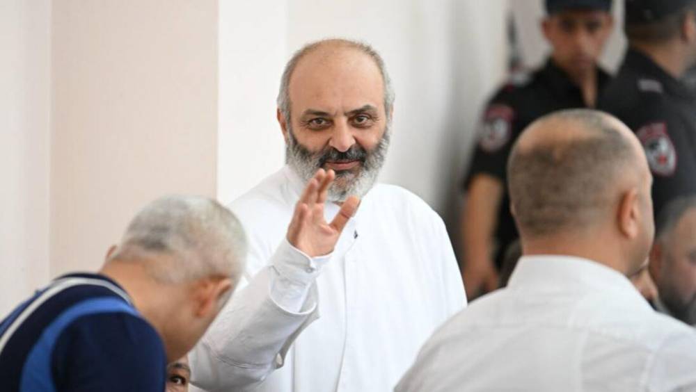 Բագրատ Սրբազան. Նրանք զրպшրտիչներ են, նրանց համար ՀՀ որևէ քաղաքացու կյանքն արժեք չունի