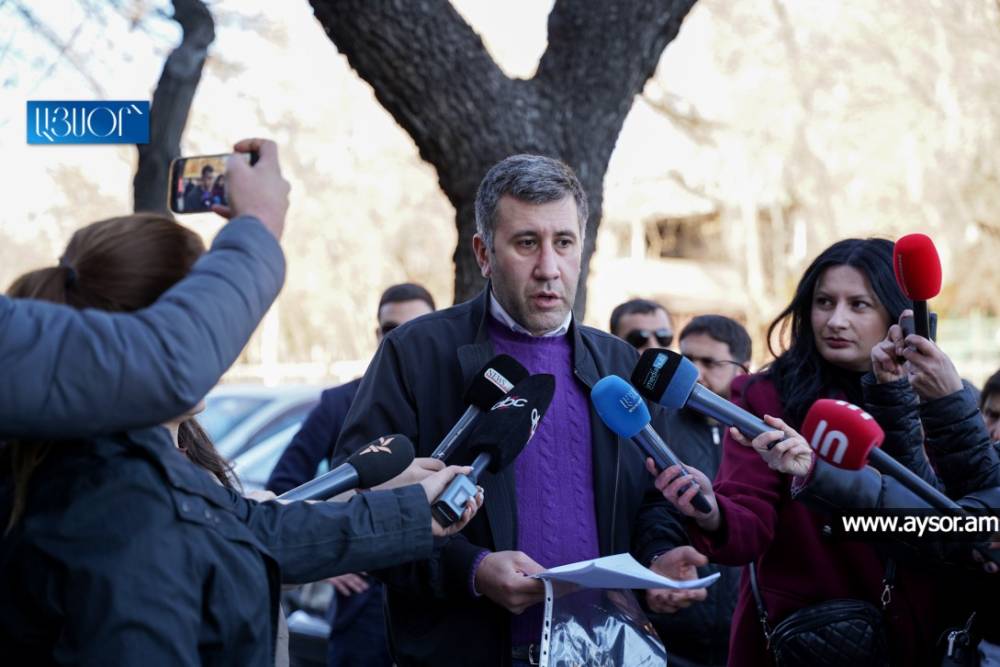 Արշակ Սրբազանի նկատմամբ սահմանափակումներ են կիրառվել. Վաղարշապատից դուրս գալ չի կարող