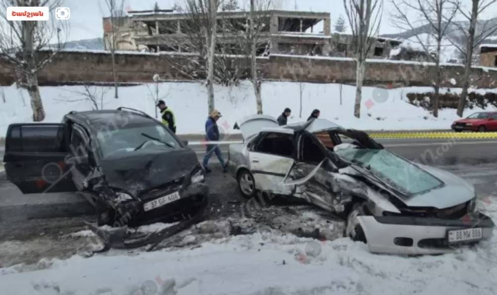 Բախվել են «Opel Zafira»-ն և «Opel Vectra»-ն. կա 9 վիրավոր