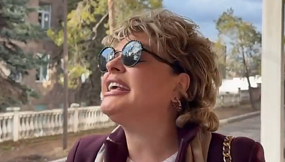 Էդ ավտոբուսում կոկորդիլոսագետ կա, թող ստուգի իմ պայուսակը կոկորդիլոսի կաշվից է. Խաչատրյան