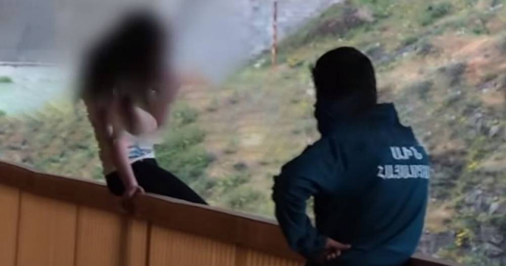 Ինչպես է ԱԻՆ աշխատակիցը կանխում աղջկա ինքնասպանության փորձը (տեսանյութ)