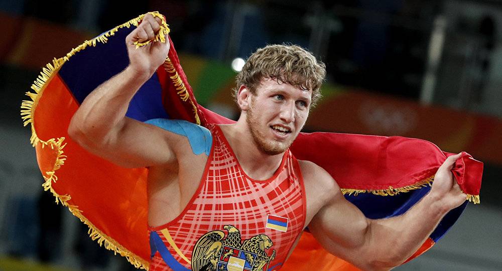 Արթուր Ալեքսանյանը և Մաքսիմ Մանուկյանը դուրս եկան Եվրոպայի առաջնության եզրափակիչ