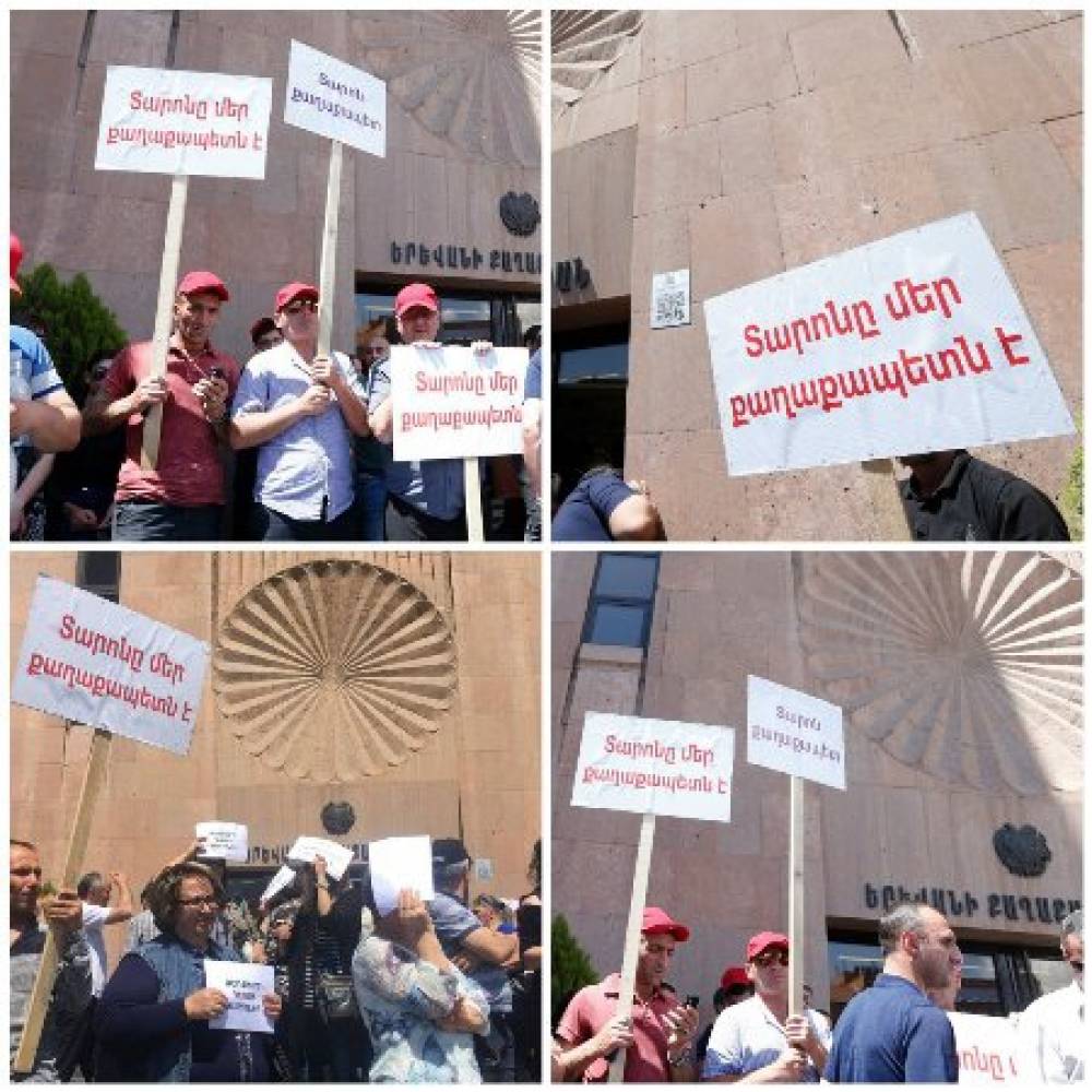Ակցիան դադարեցնելուց առաջ քաղաքացիները  դիմում են հղել Տարոն Մարգարյանին (տեսանյութ)