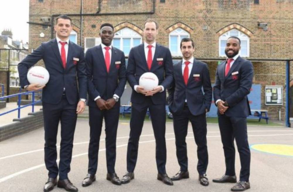 «Արսենալ»-ի ֆուտբոլիստներն ուրախանում են «Մի գնա» երգի ներքո (տեսանյութ)