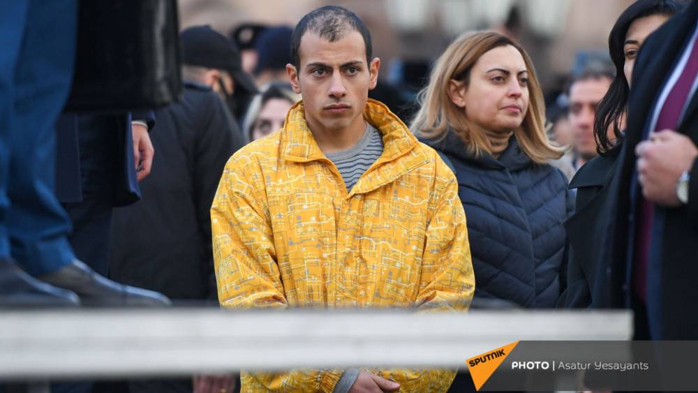 Ոչ մի բարոյական ընտանիքի զավակ, ոչ մի պարագայում կնոջ, էն էլ զոհվածի մոր դեմ ցուցմունք չի տա, ջահել տղա լինելով չի մեղադրի իրեն առևանգելու մեջ