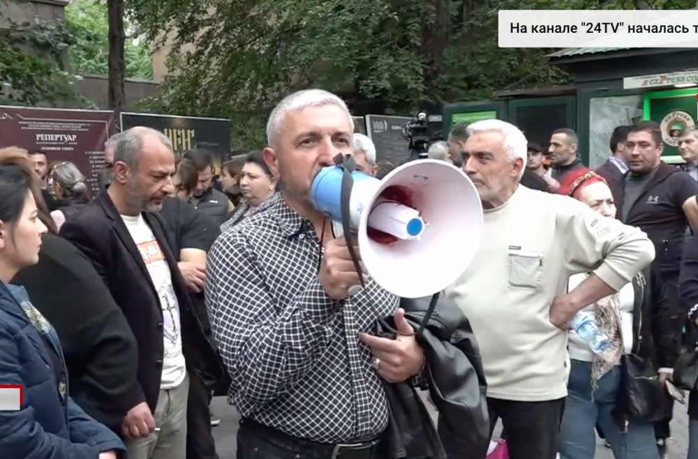 Աշոտի'կ, կերազեիր Գայանեի նման մայր ունենայիր, որ կոչվեիր Աշոտ Երկաթ, ոչ թե Աշոտ Նիկոլայի