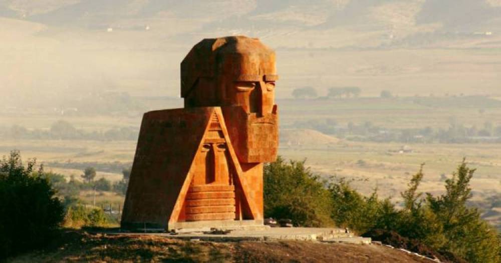 Փաշինյանը ՔՊ-ականներին ասել է Արցախի ճակատագրի մի քանի տարբերակ․ «Հրապարակ»