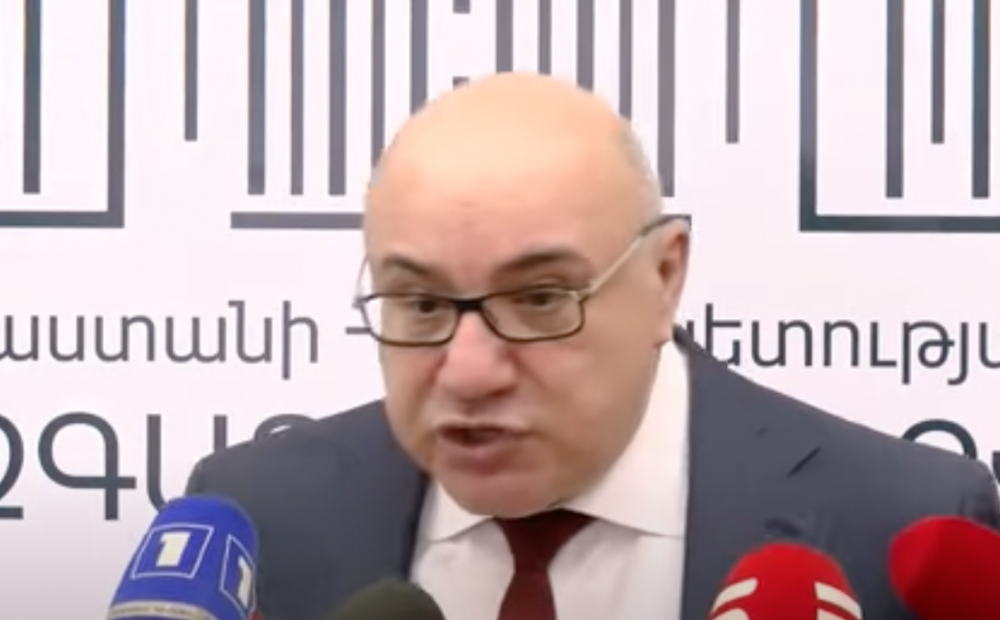 «Գլենդելում են հայեր ապրում, դա հո հայկական չի». Արսենյանը 2 ձեռքով պաշտպանում Փաշինյանի՝ Արցախը Ադրբեջանին հանձնելու գործընթացը