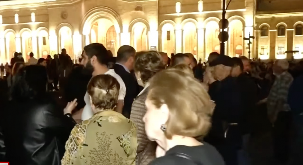 Ուղիղ միացում՝ Հանրապետության հրապարակից