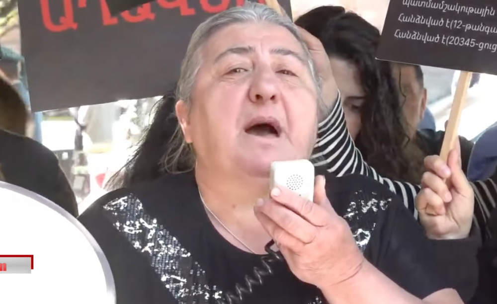 Ես կորցրել եմ տղայիս, Շուշին, տունս