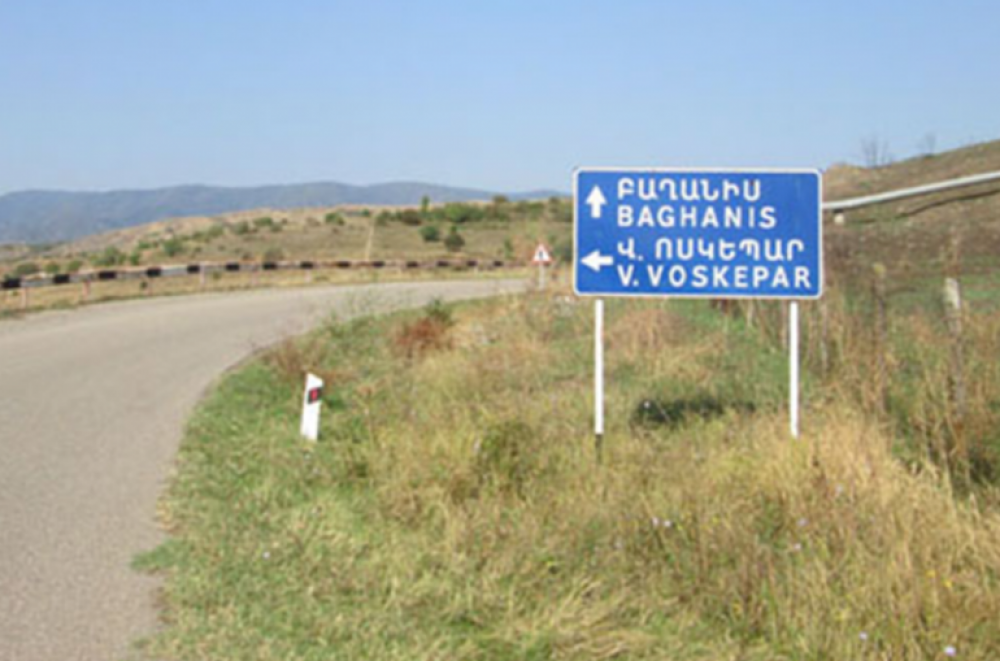 Մեզ մոտ «անկլավներ» չկան, փորձեն հանձնել՝ կանգնելու ենք ճանապարհին, չթողնենք անցնեն․ Ոսկեպարի վարչական ղեկավար