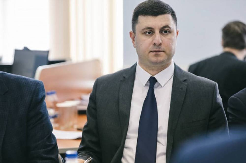 Արցախի պետնախարարի մեկնաբանությունը համոզիչ չէ. խնդիրը ոչ թե ադրբեջանական ծուղակում հայտնված արցախցիներն են, այլ՝ Արցախի իշխանությունները. Տիգրան Աբրահամյան