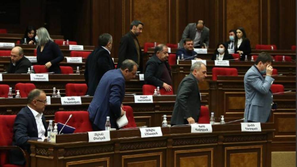 Ընդդիմությունը պառակտված է․ «Հրապարակ»